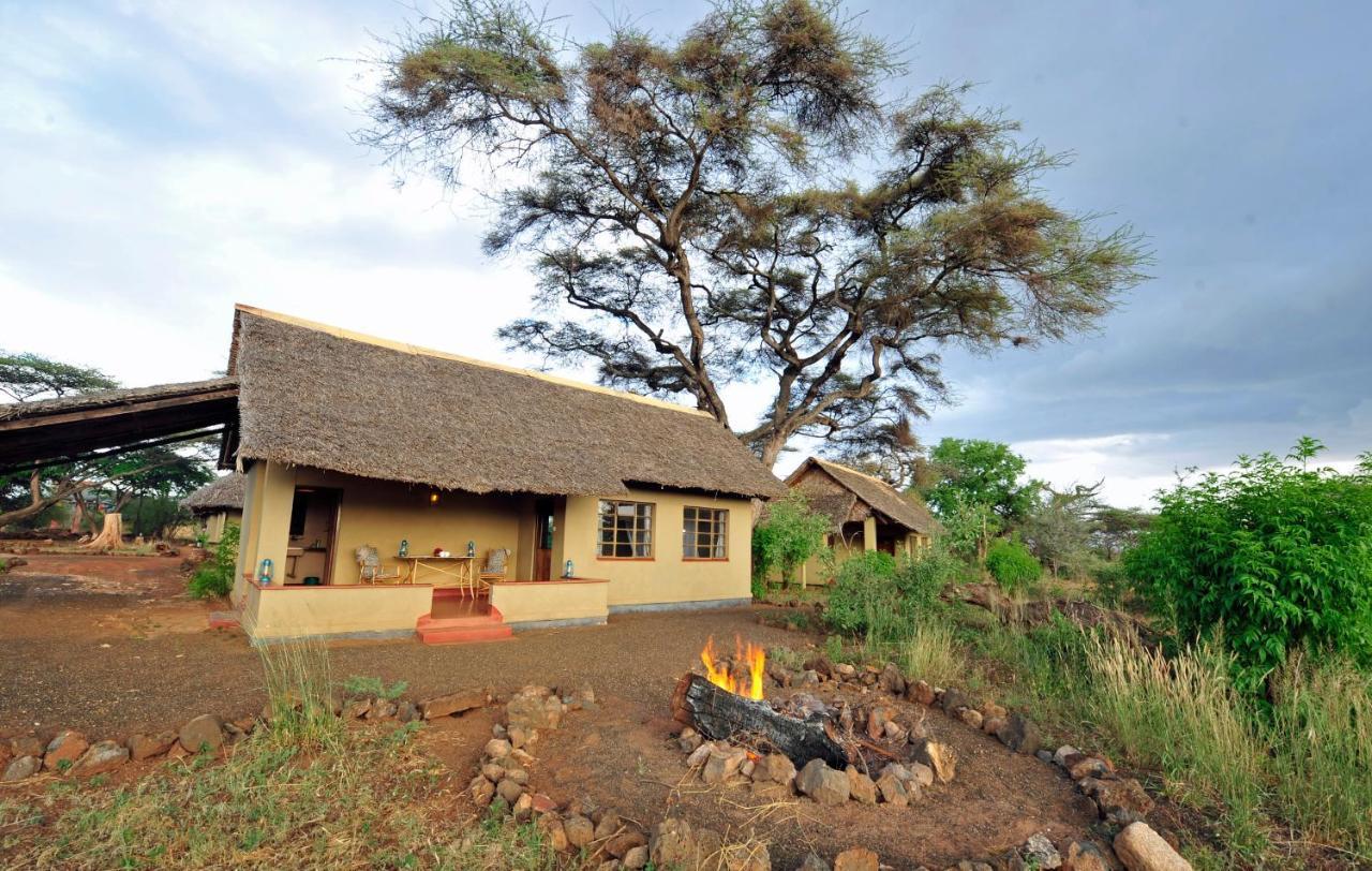 Severin Safari Camp Tsavo West National Park Bagian luar foto
