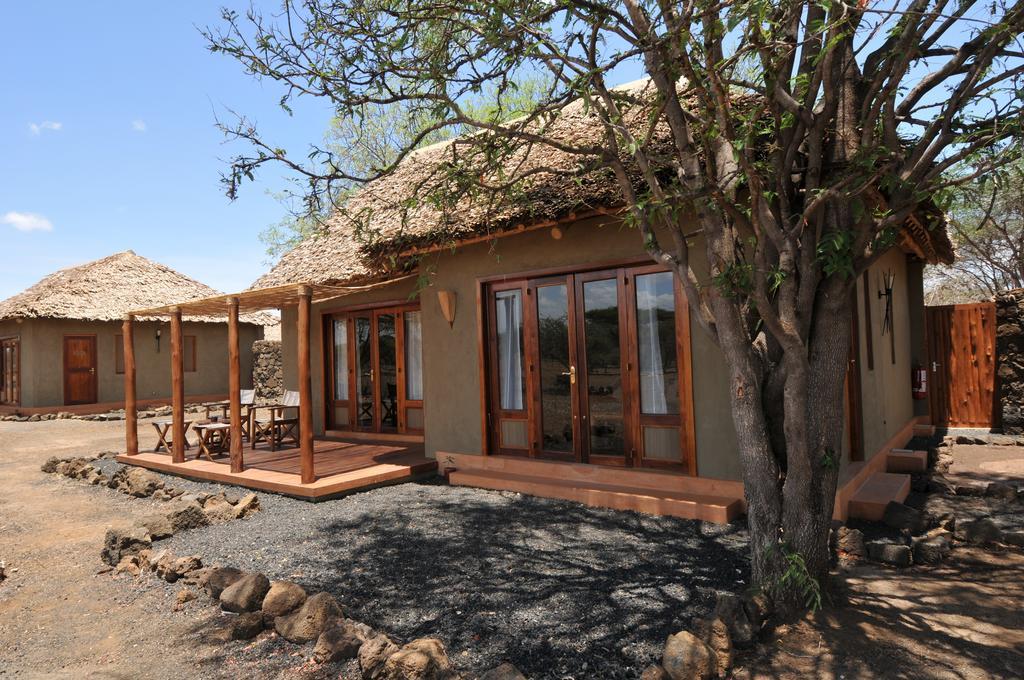 Severin Safari Camp Tsavo West National Park Ruang foto