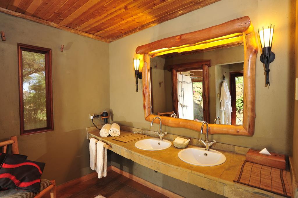 Severin Safari Camp Tsavo West National Park Ruang foto
